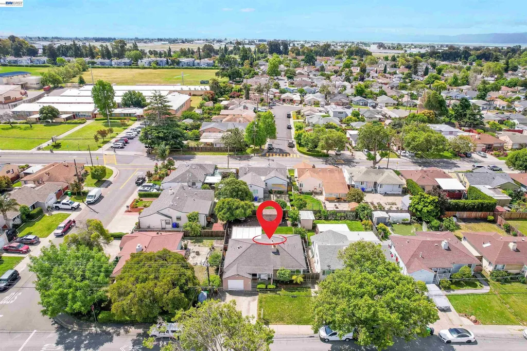 826 Hacienda Avenue San Lorenzo CA 94580