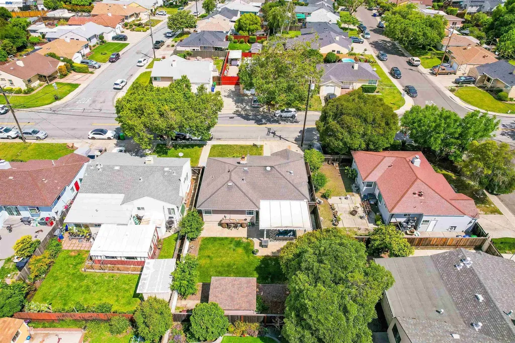 826 Hacienda Avenue San Lorenzo CA 94580
