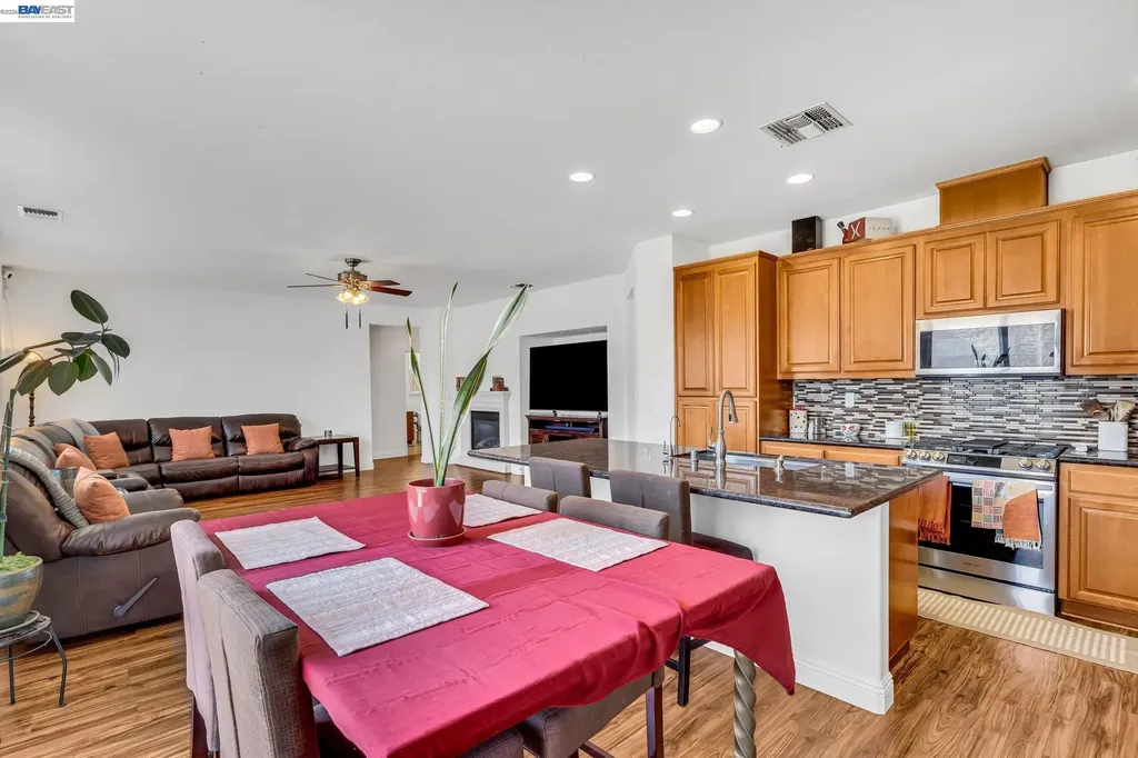 2536 Tampico Drive Bay Point CA 94565
