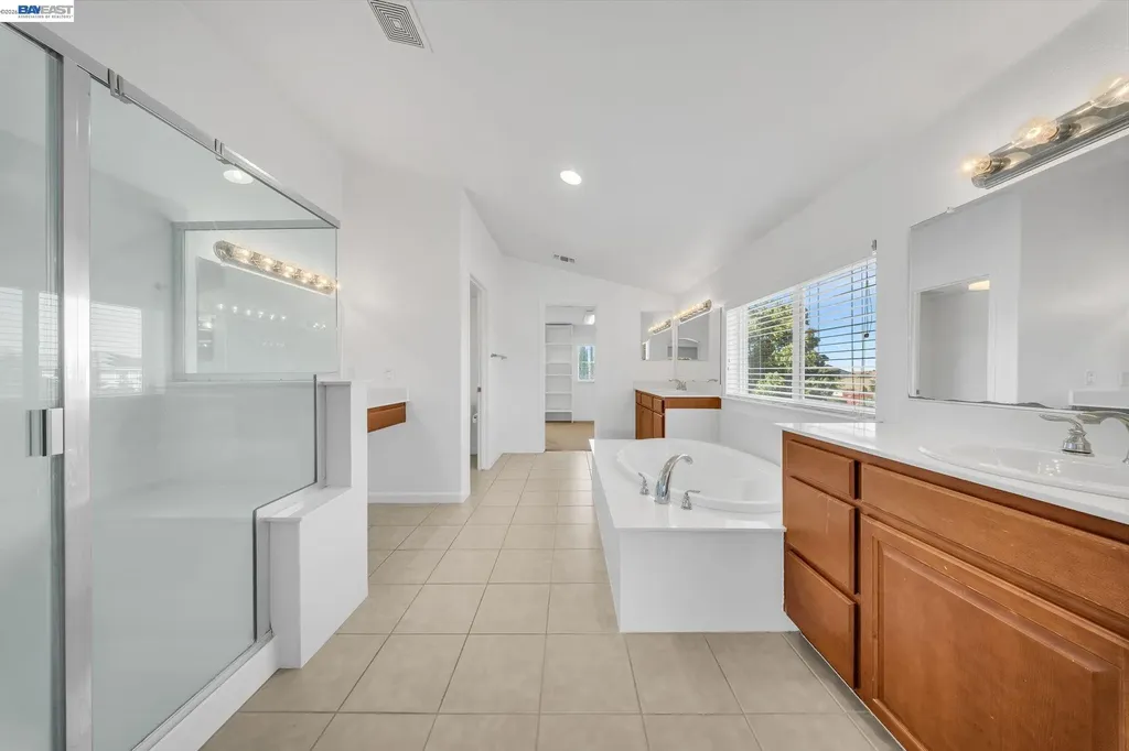 2536 Tampico Drive Bay Point CA 94565