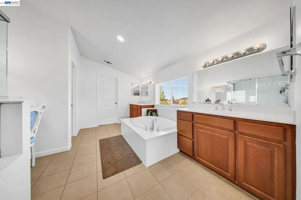 2536 Tampico Drive Bay Point CA 94565