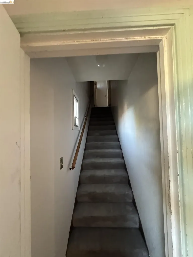 6440 Sunnymere Oakland CA 94605