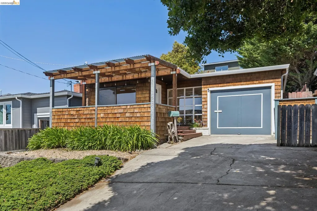 6525 Hazel Avenue Richmond CA 94805