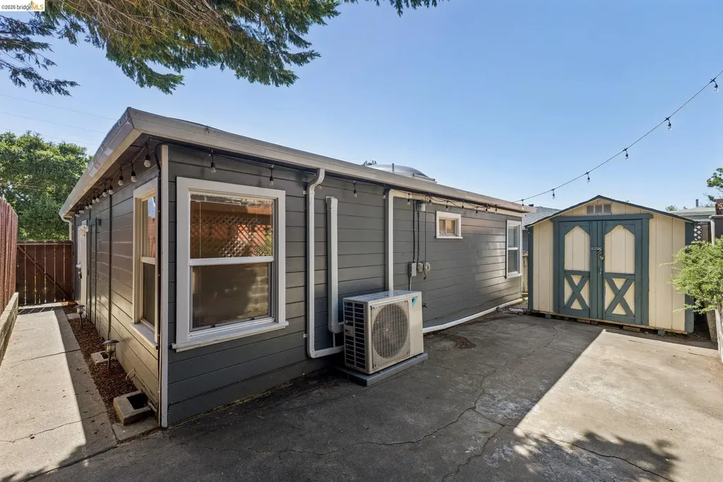 6525 Hazel Avenue Richmond CA 94805