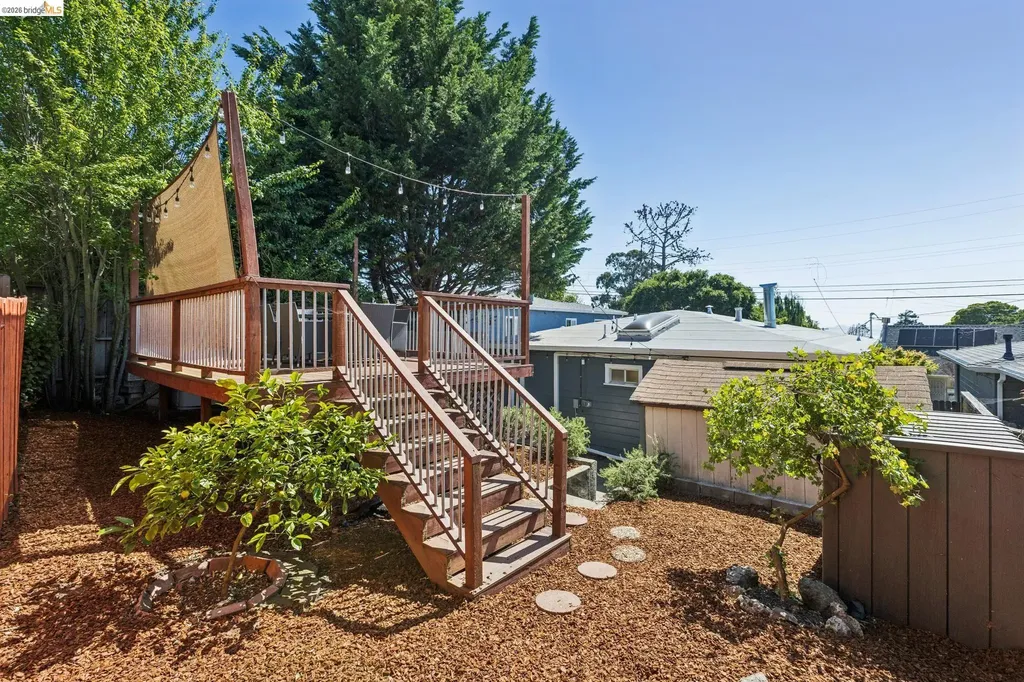 6525 Hazel Avenue Richmond CA 94805