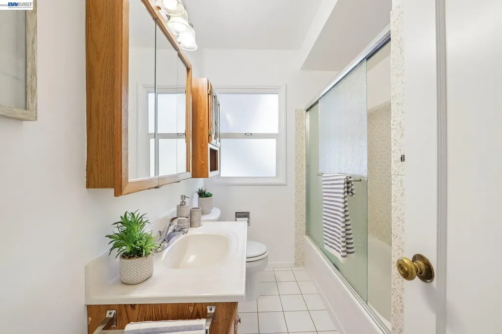 1970 6th Street Concord CA 94519