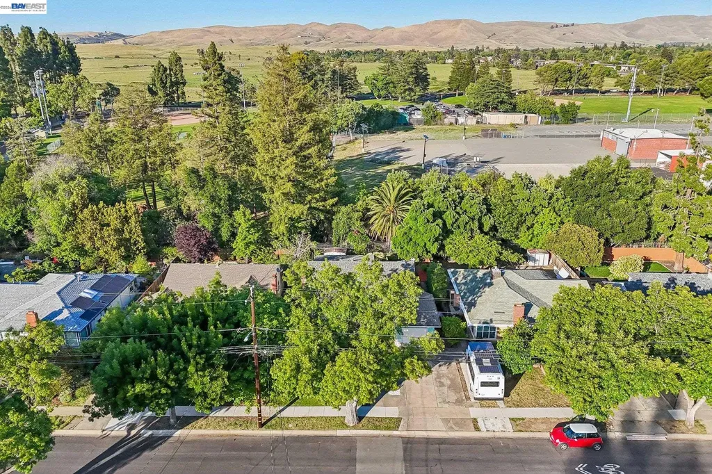 1970 6th Street Concord CA 94519