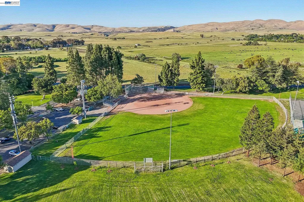 1970 6th Street Concord CA 94519
