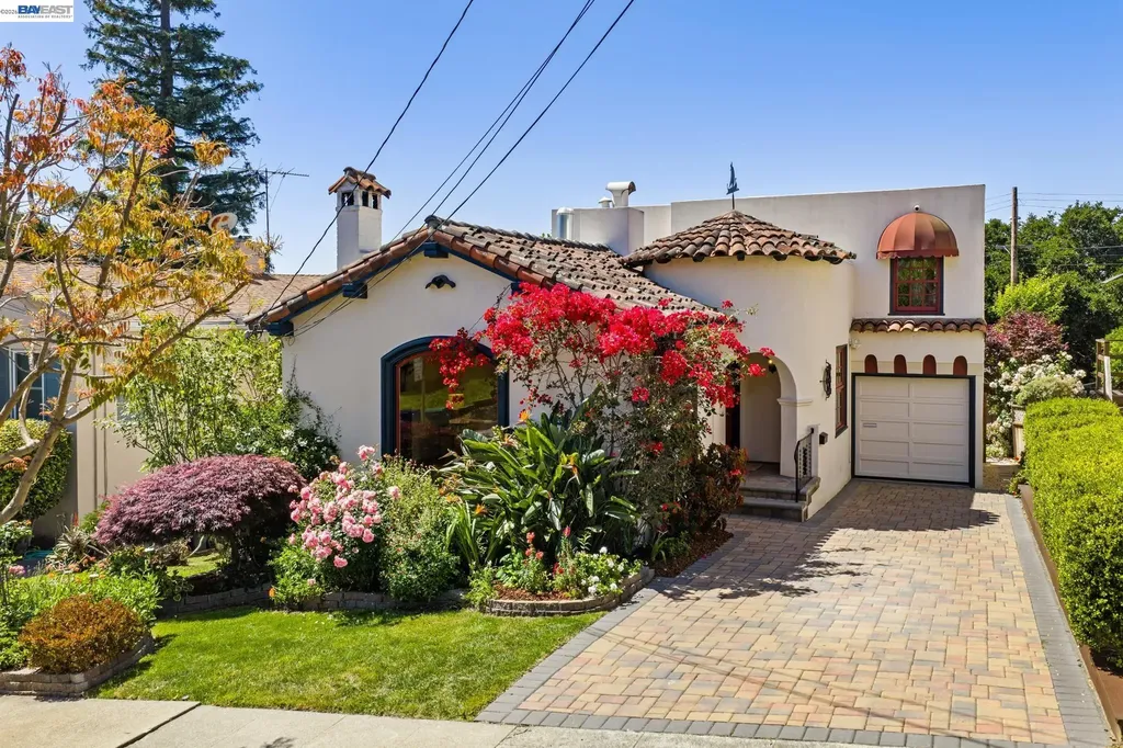 2435 Burlington Street Oakland CA 94602