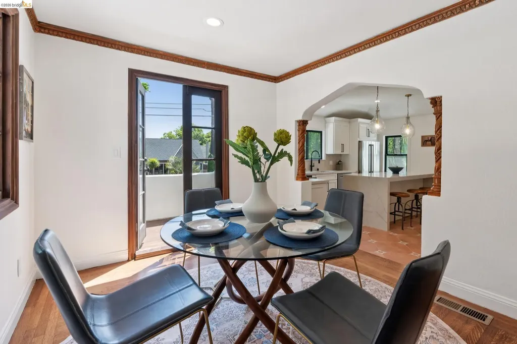 6000 Rockridge Boulevard Oakland CA 94618