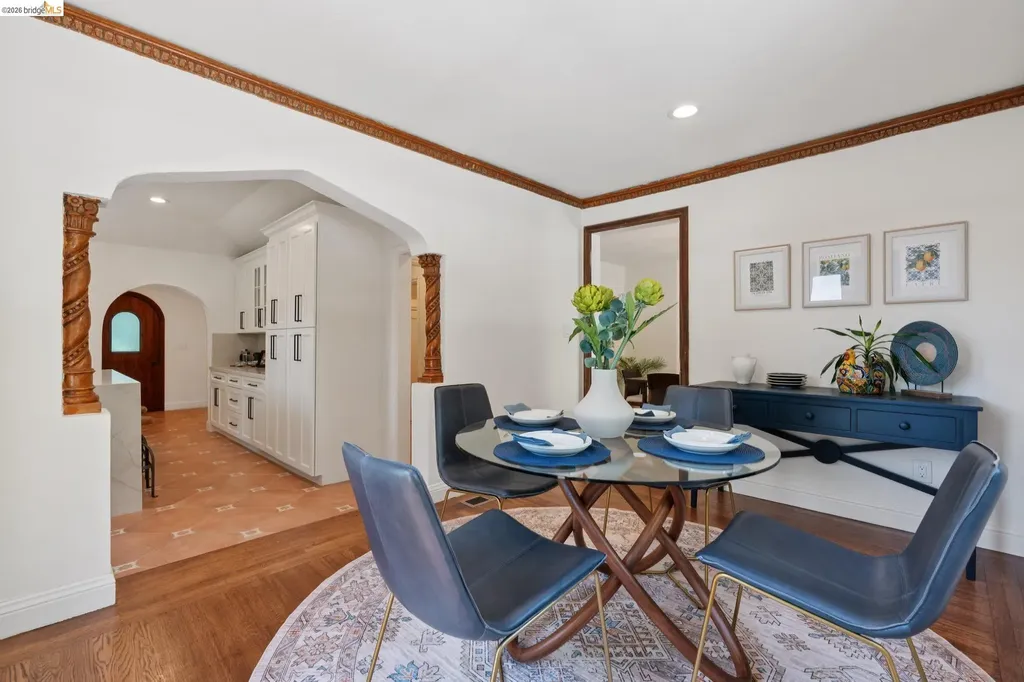 6000 Rockridge Boulevard Oakland CA 94618
