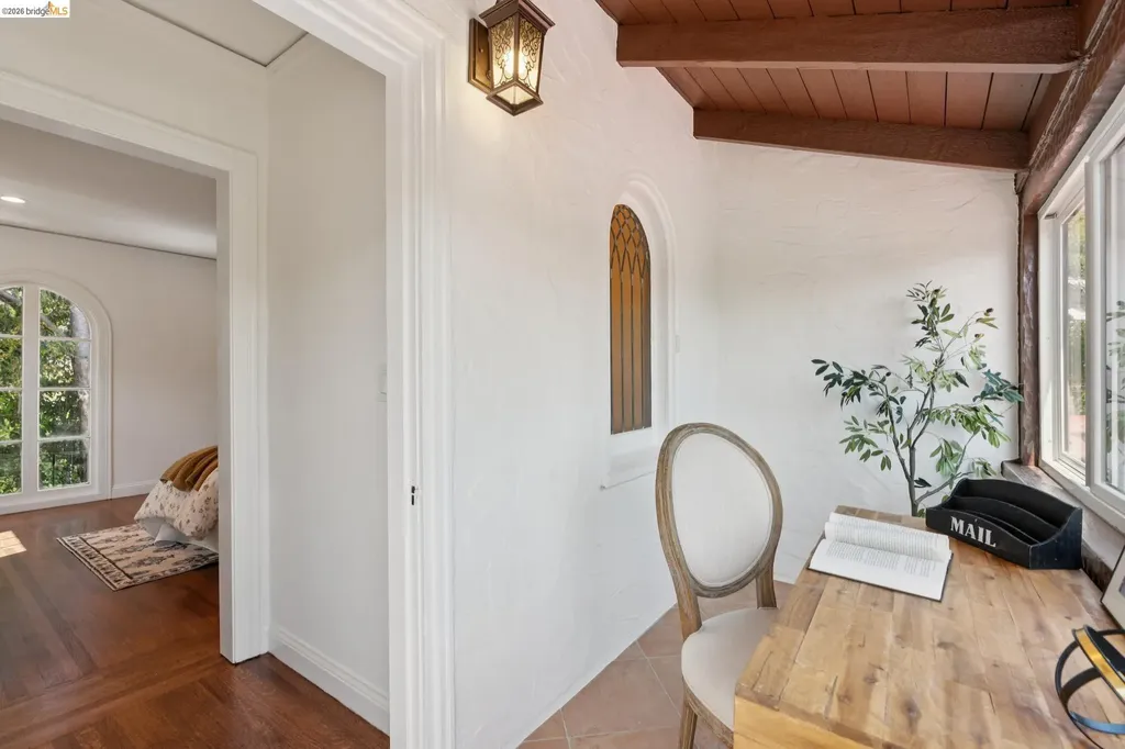 6000 Rockridge Boulevard Oakland CA 94618