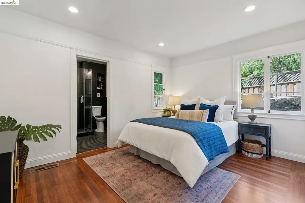 6000 Rockridge Boulevard Oakland CA 94618