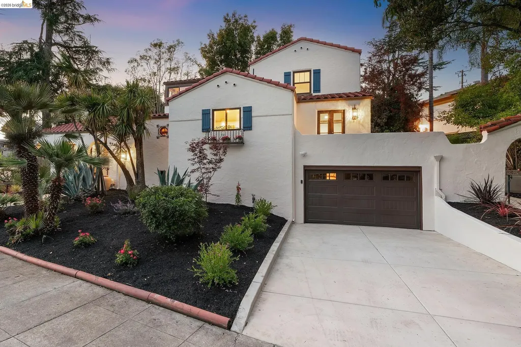 6000 Rockridge Boulevard Oakland CA 94618