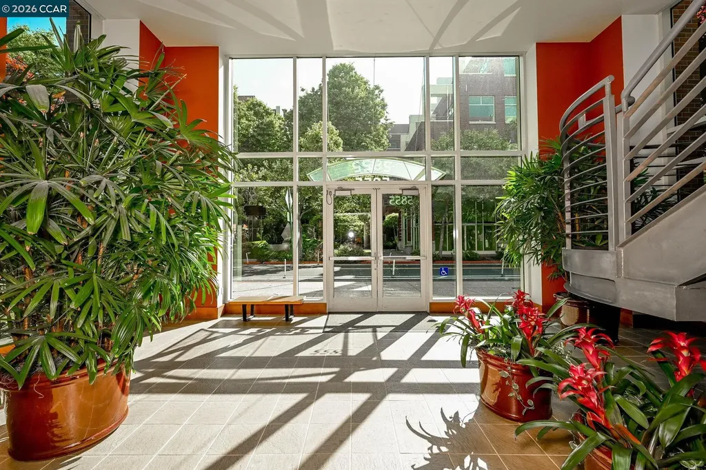 5855 Horton Emeryville CA 94608