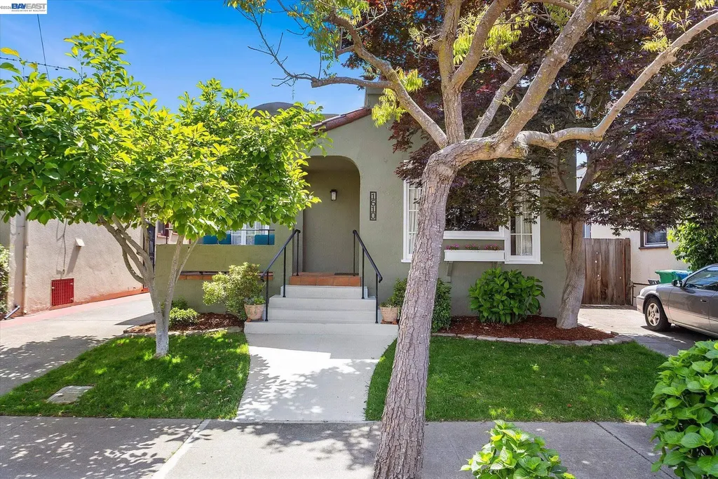 1610 Pacific Avenue Alameda CA 94501