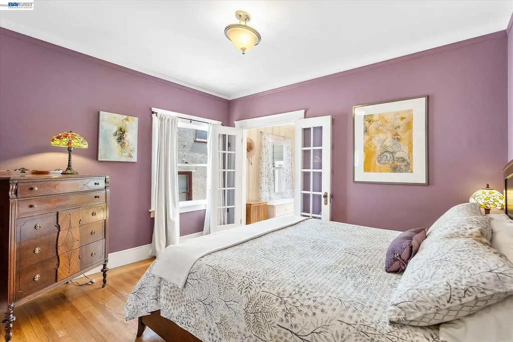 1610 Pacific Avenue Alameda CA 94501