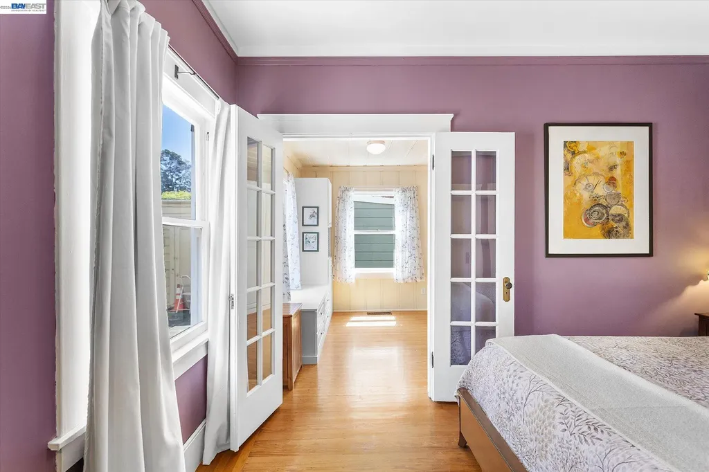 1610 Pacific Avenue Alameda CA 94501