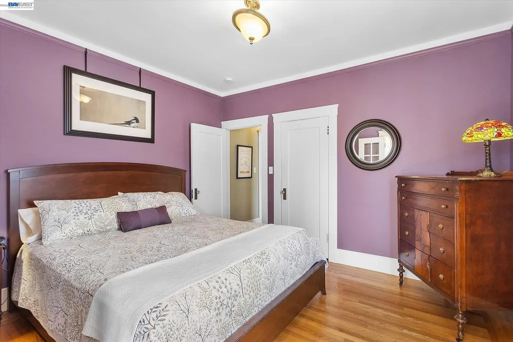1610 Pacific Avenue Alameda CA 94501