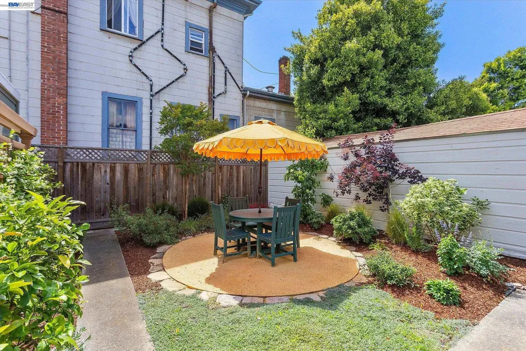 1610 Pacific Avenue Alameda CA 94501