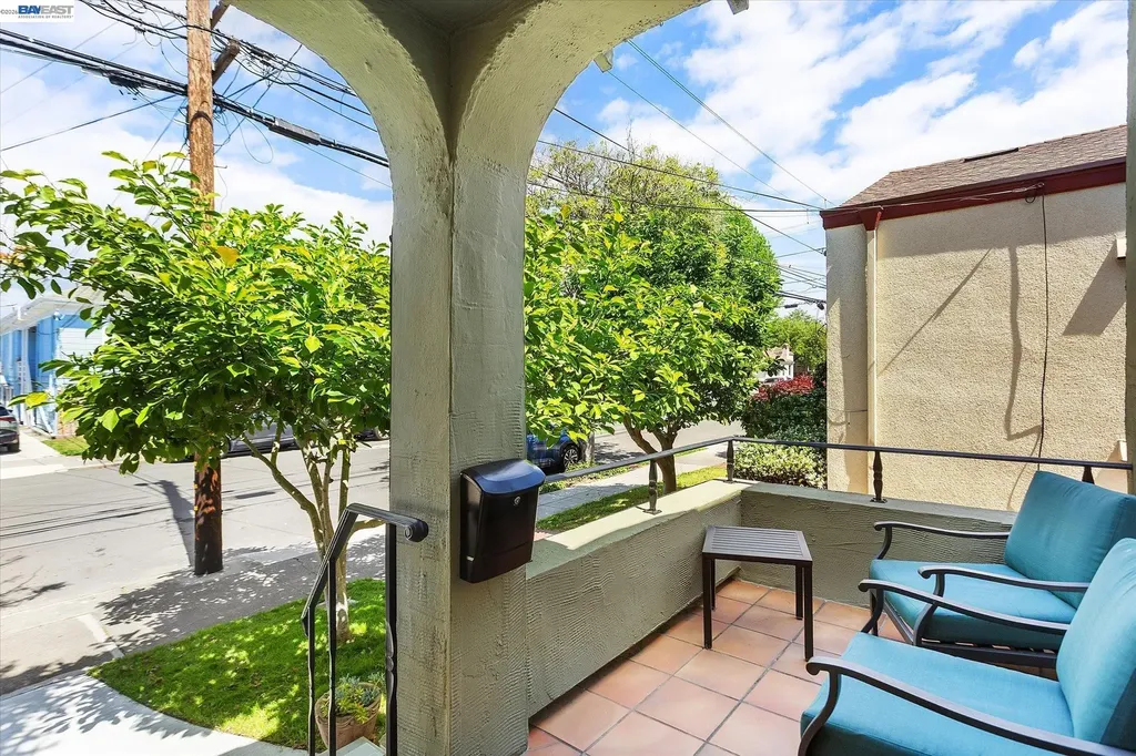 1610 Pacific Avenue Alameda CA 94501