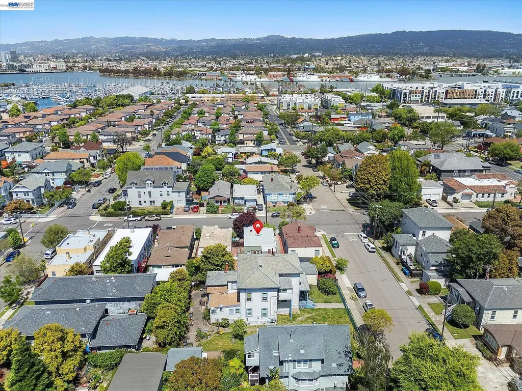 1610 Pacific Avenue Alameda CA 94501