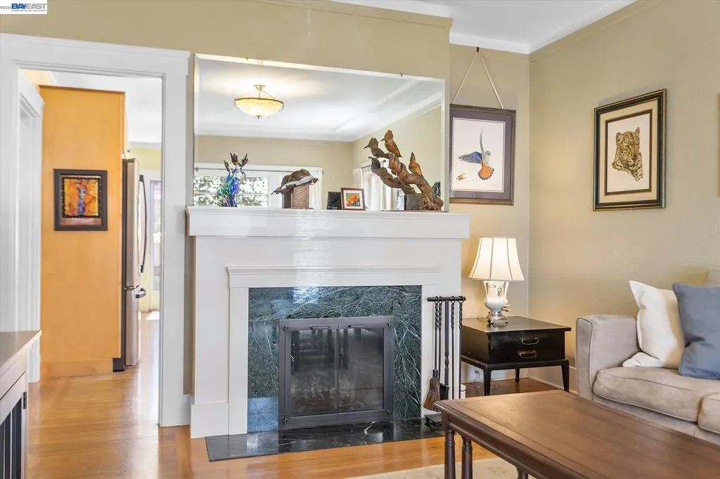 1610 Pacific Avenue Alameda CA 94501