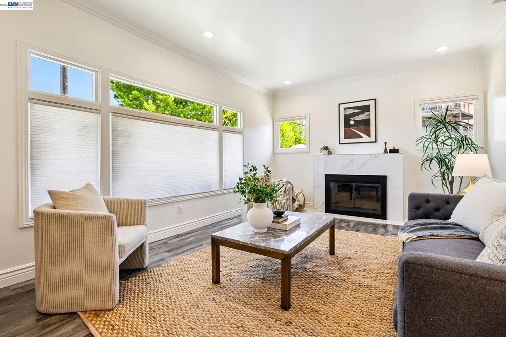 1519 Saint Charles Street Alameda CA 94501