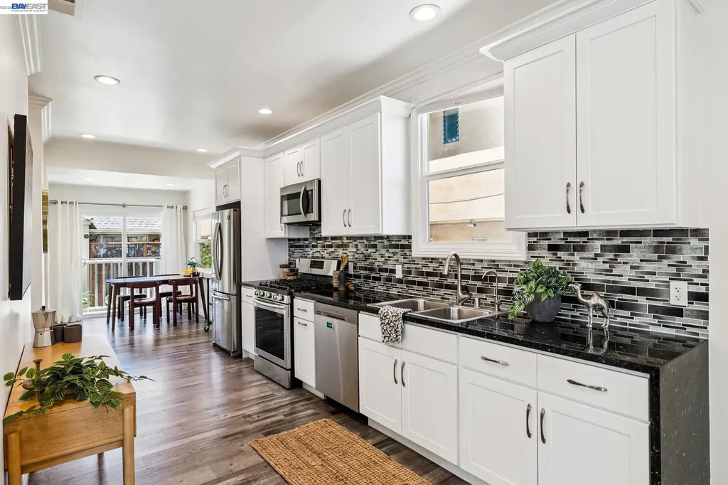 1519 Saint Charles Street Alameda CA 94501