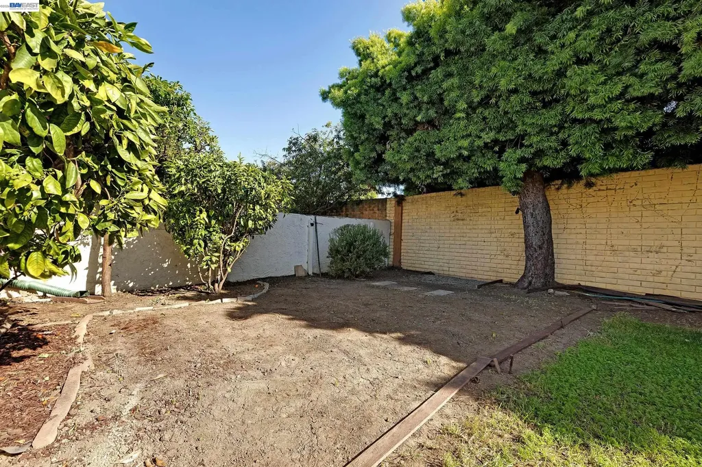 34233 Arizona Street Union City CA 94587