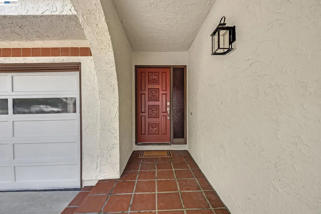 34233 Arizona Street Union City CA 94587