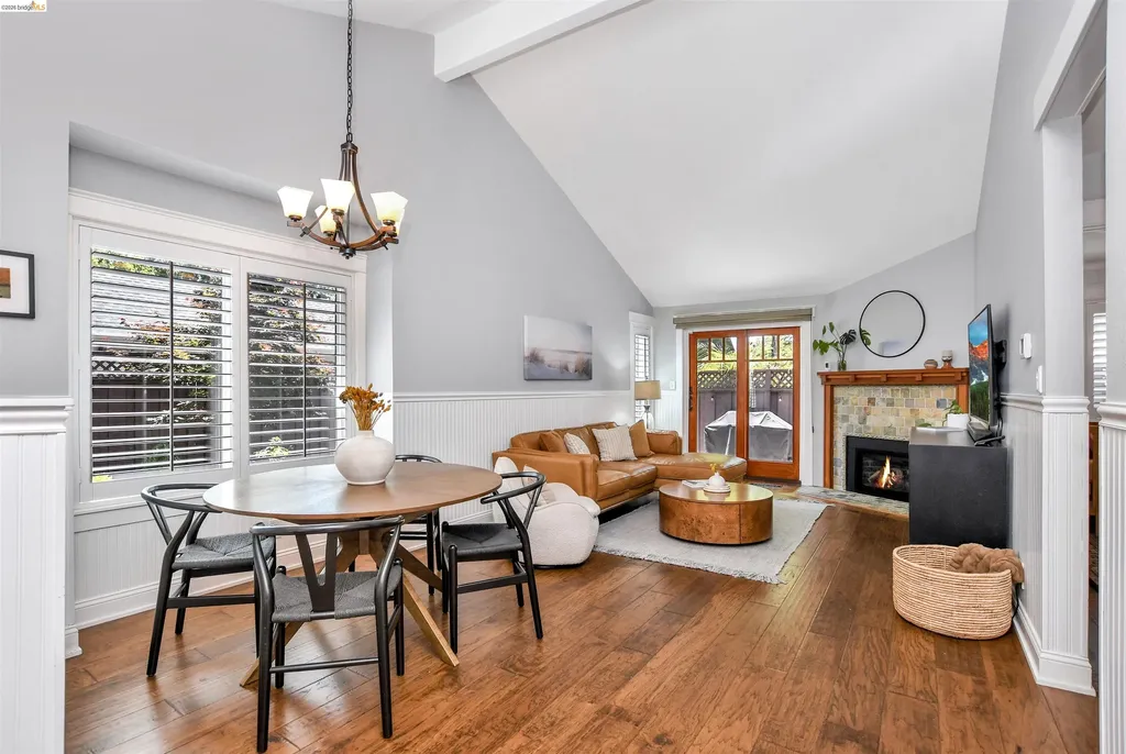 215 Charter Oak Circle Walnut Creek CA 94597