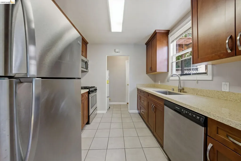 2257 Park Boulevard Oakland CA 94606