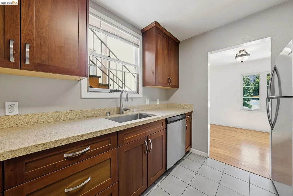 2257 Park Boulevard Oakland CA 94606
