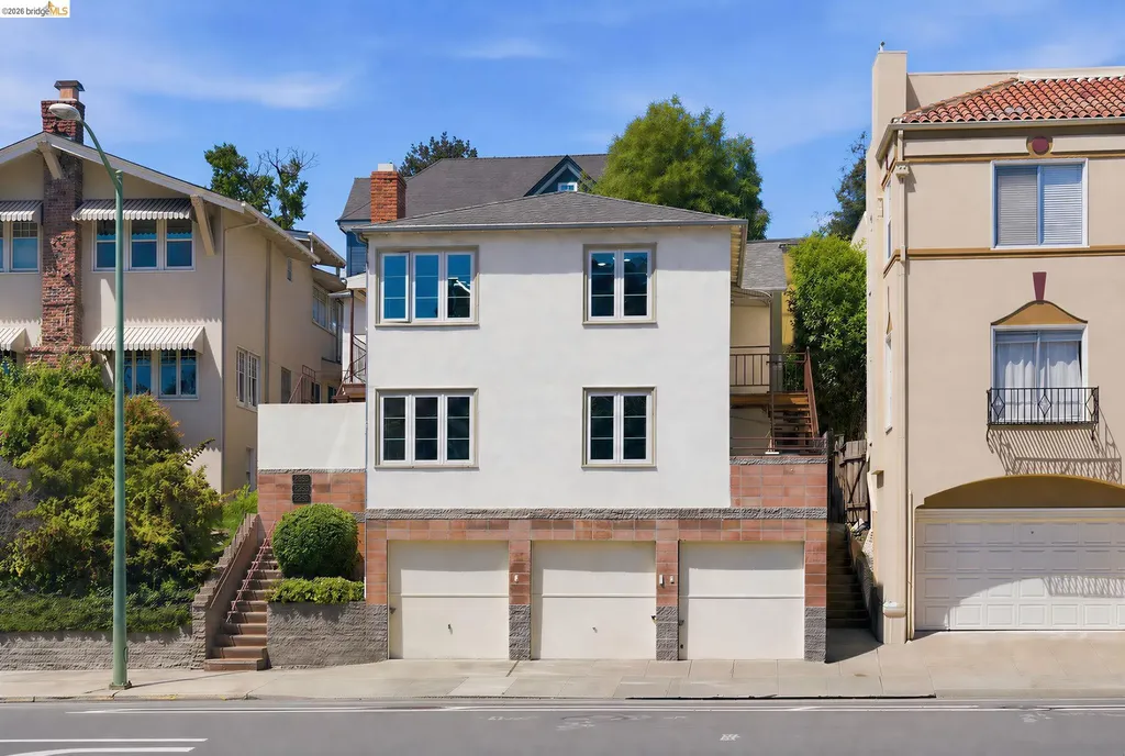 2257 Park Boulevard Oakland CA 94606