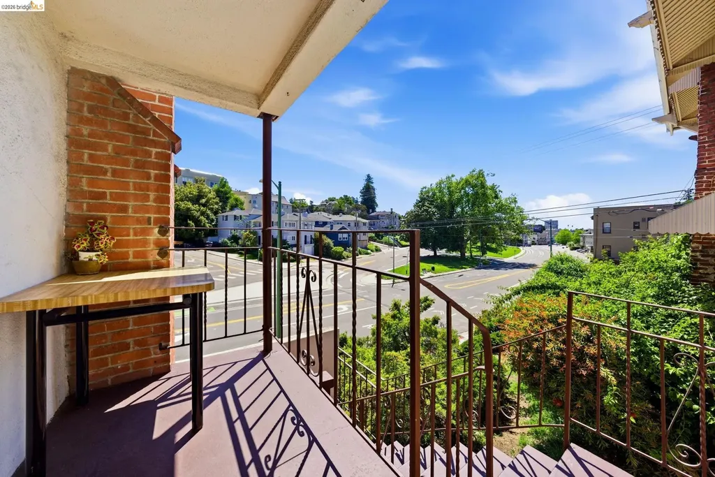 2257 Park Boulevard Oakland CA 94606