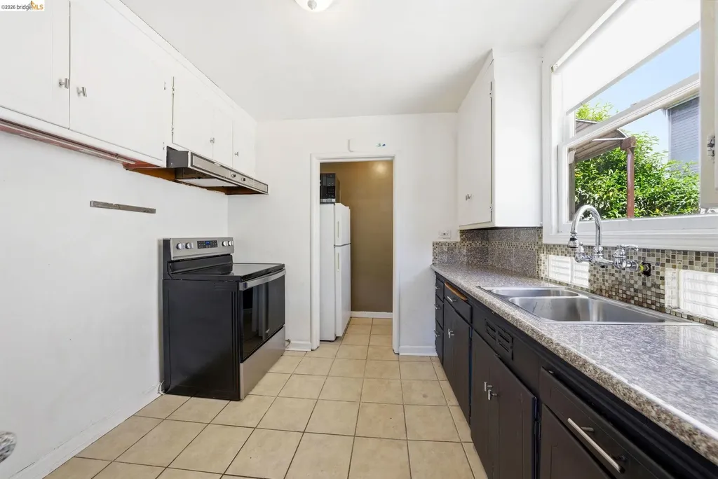 2257 Park Boulevard Oakland CA 94606