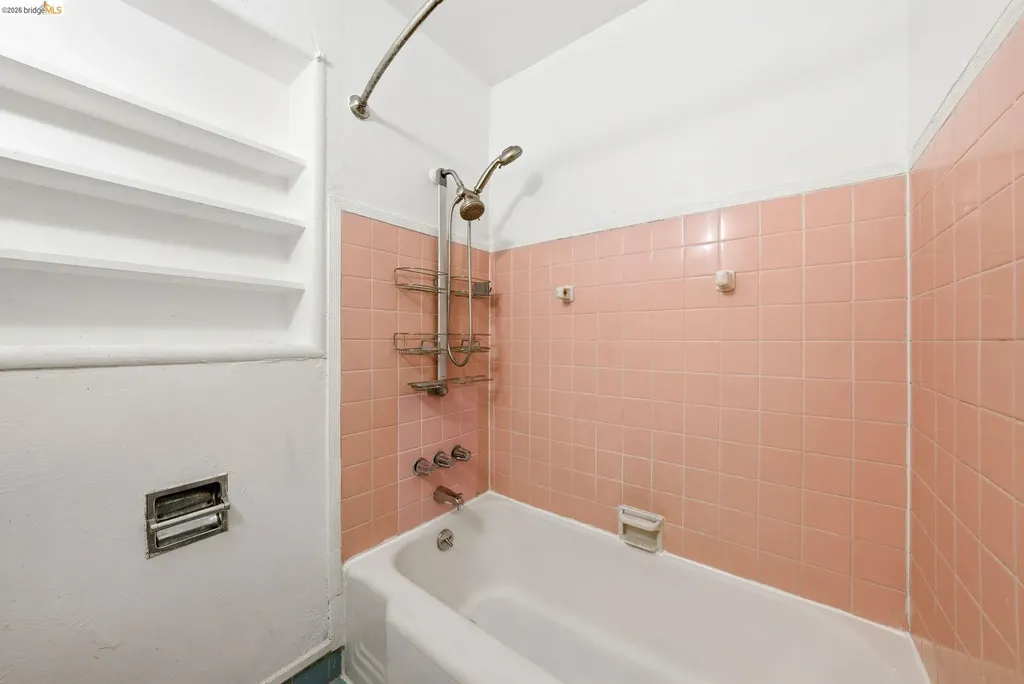 2257 Park Boulevard Oakland CA 94606