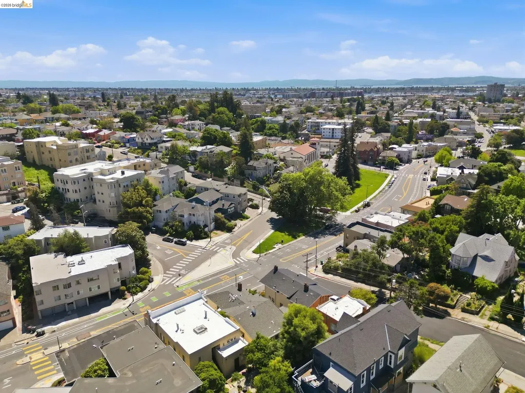 2257 Park Boulevard Oakland CA 94606