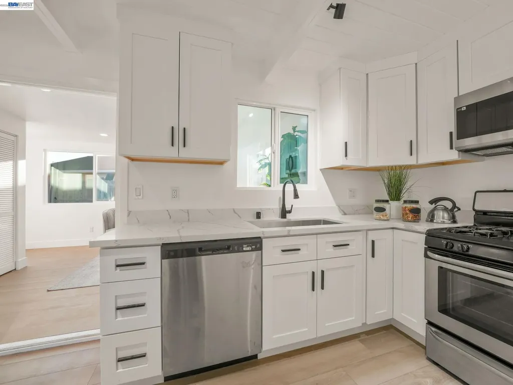 36605 Hafner Street Newark CA 94560