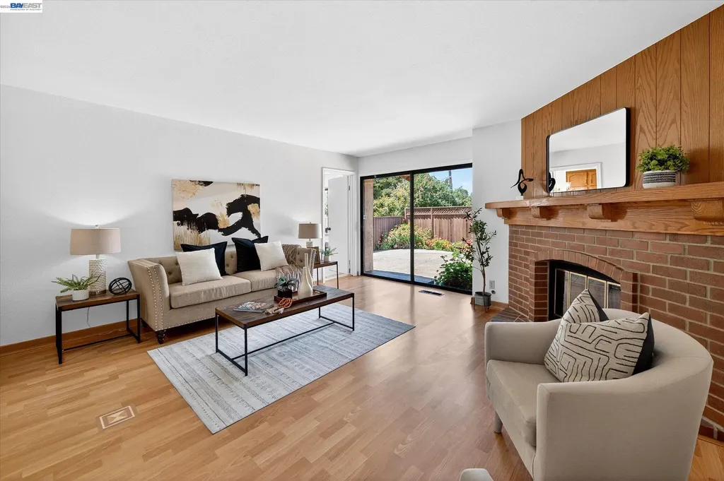 2881 Harrisburg Avenue Fremont CA 94536