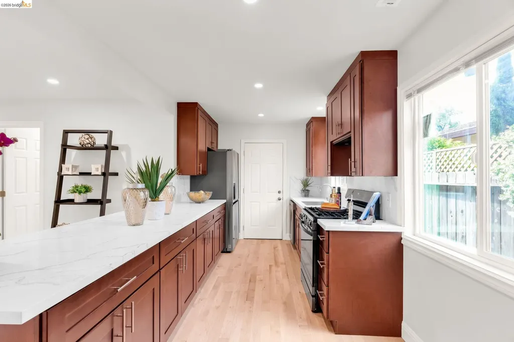 1631 Via Ventana San Lorenzo CA 94580