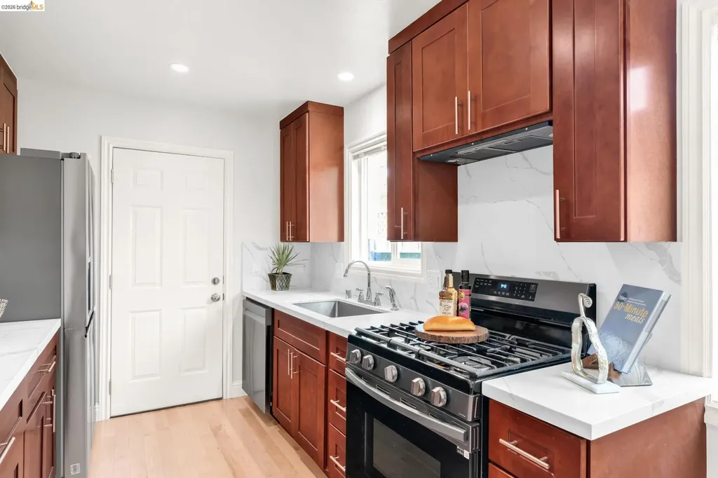 1631 Via Ventana San Lorenzo CA 94580
