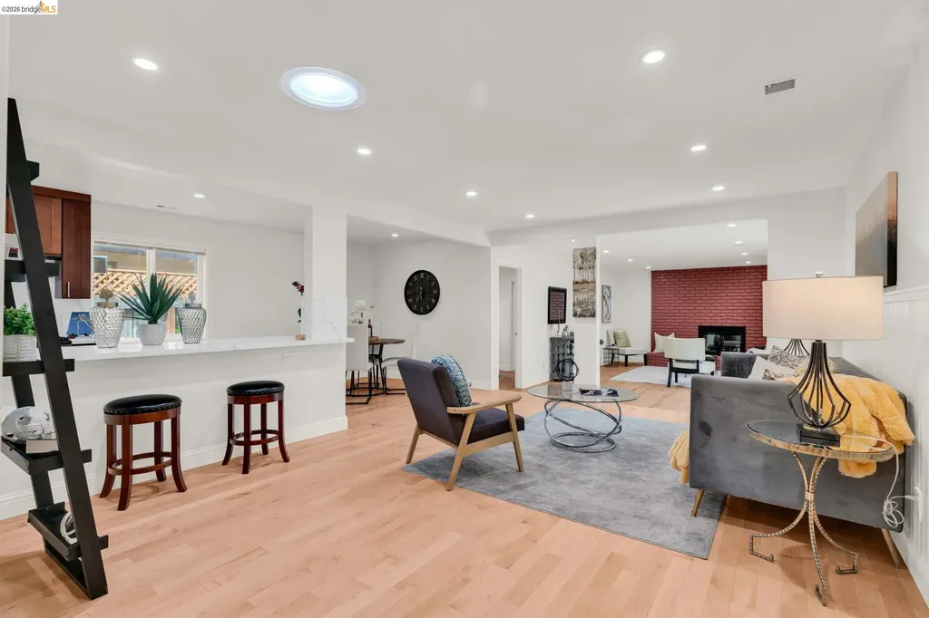 1631 Via Ventana San Lorenzo CA 94580