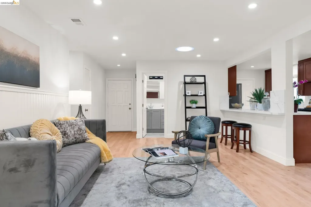 1631 Via Ventana San Lorenzo CA 94580