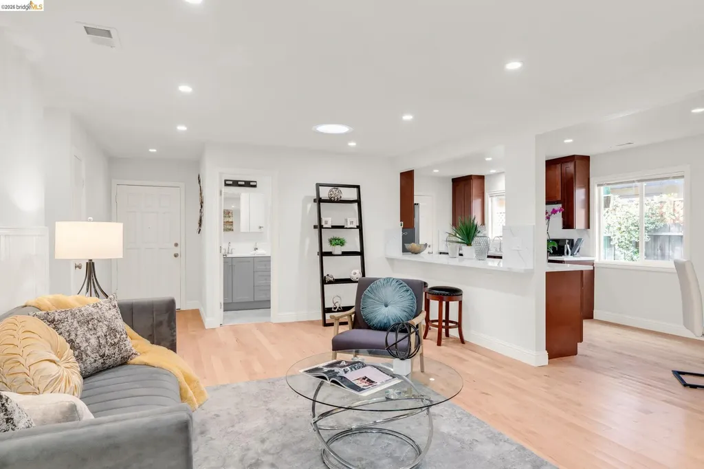 1631 Via Ventana San Lorenzo CA 94580