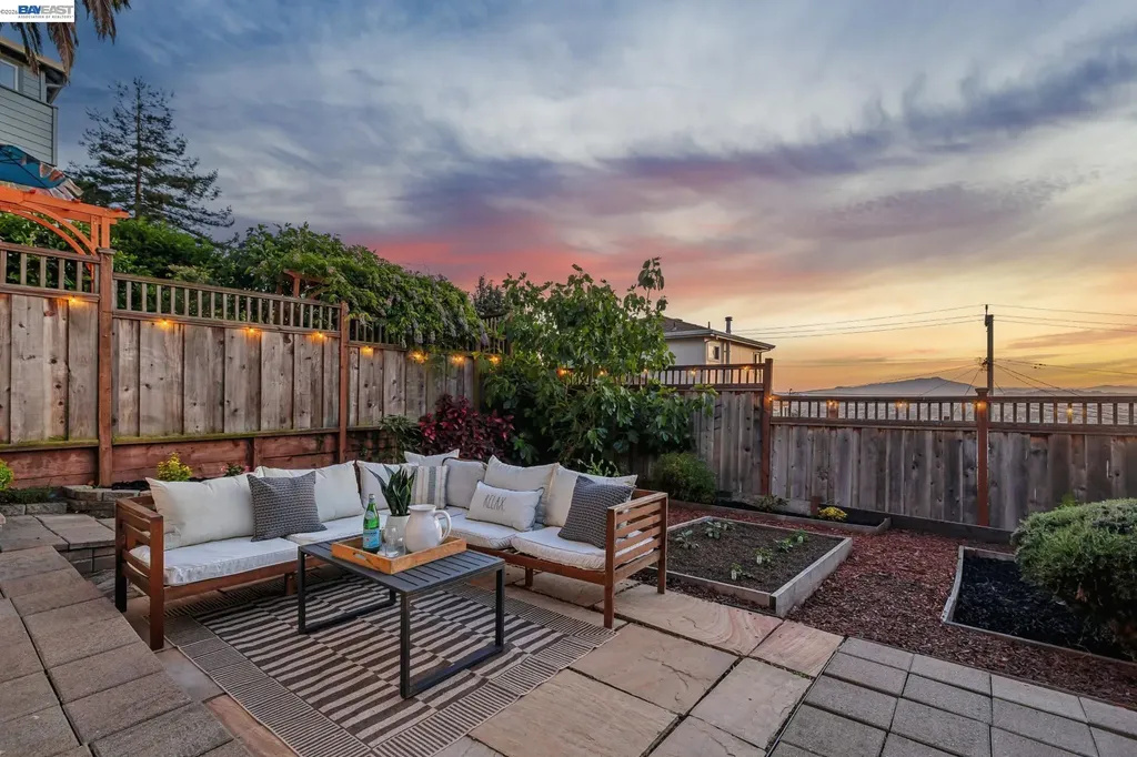 2317 Mira Vista Drive El Cerrito CA 94530