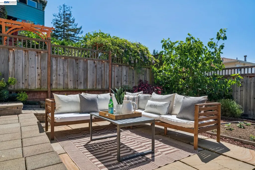 2317 Mira Vista Drive El Cerrito CA 94530