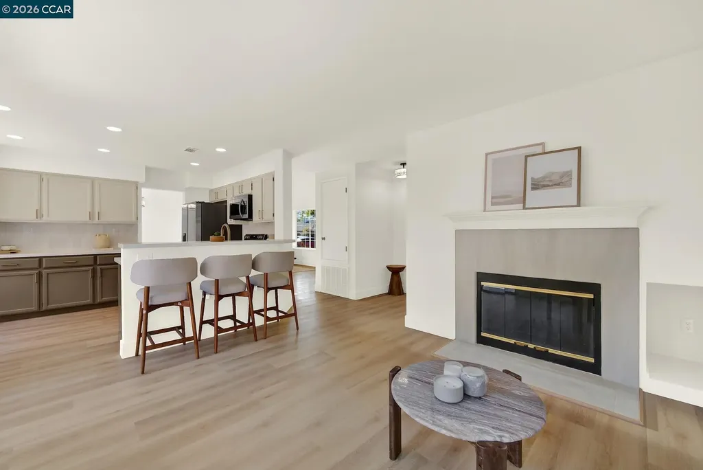 370 Carousel Drive Vallejo CA 94589