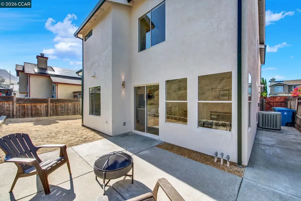 370 Carousel Drive Vallejo CA 94589